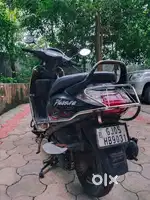 Hero pleasure (100cc) in black colour