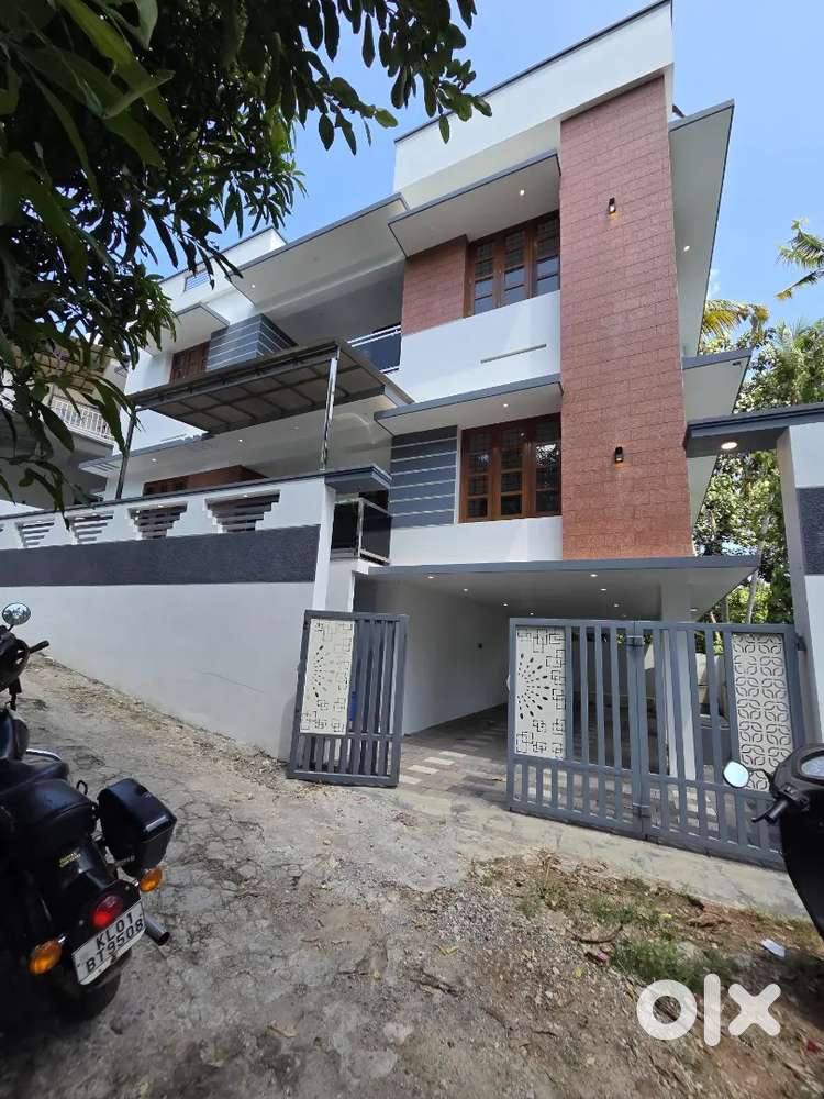 New beautiful spacious house trivandrum nalanchira
