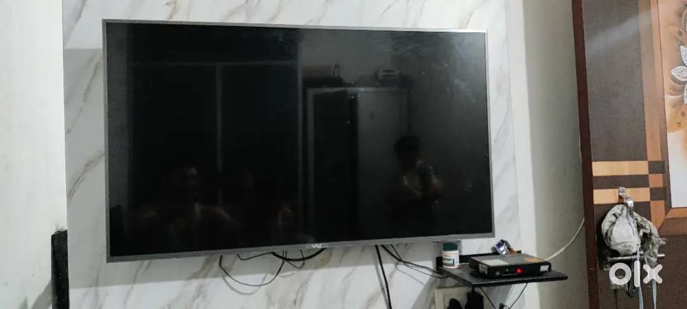 43 inch vu led new condition