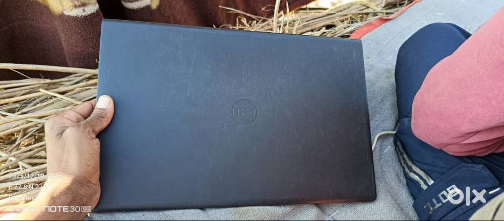 Key Best condition & 2022 modal i3 intel core dell memory 8,256 gb