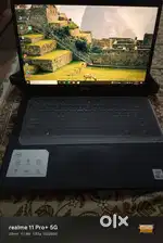 Laptop 8ram hai 512 rom hai