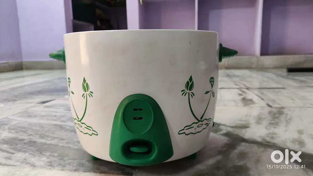Rice cooker (1 year old )