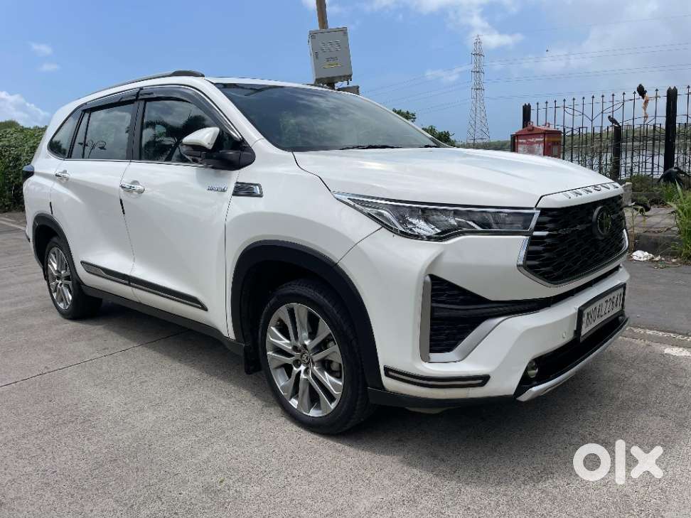 Toyota Innova Hycross 2.0 ZX (O) Hybrid 7 STR, 2024, CNG & Hybrids