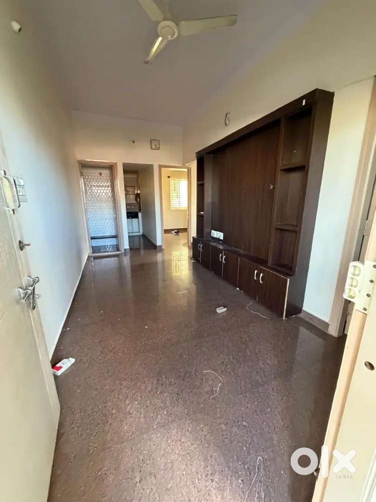 Hebbal 2nd stage house for rent in 1st floor north facing