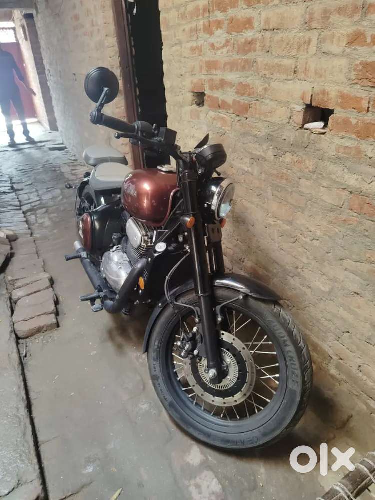 Good condition 1 years old jawa bullet