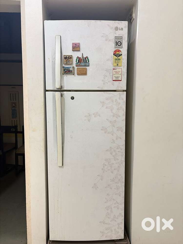 Lg 310 ltrs double door fridge in good working condition