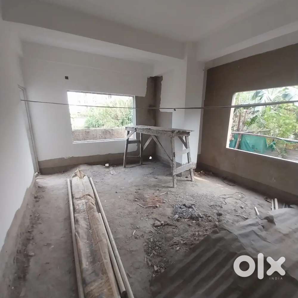 NEW 3 BHK NEAR POSSESSION FLAT SIXMILE