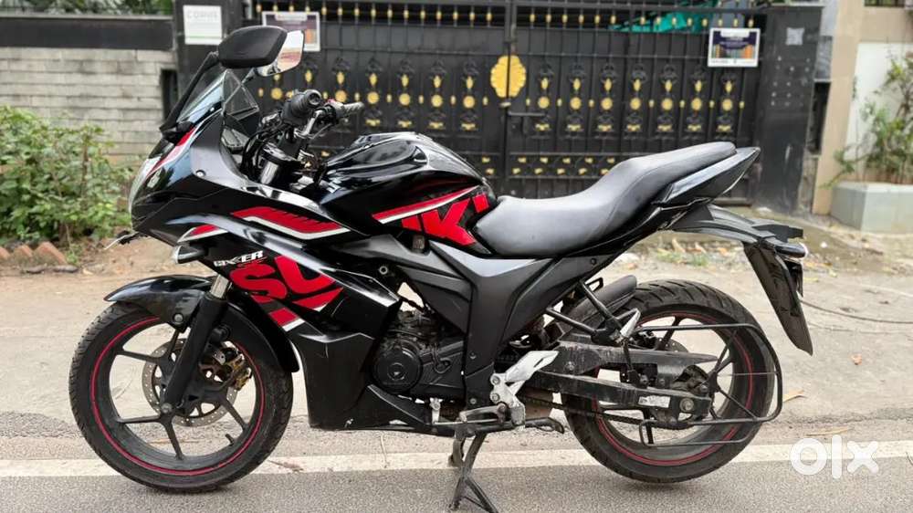 Suzuki Gixxer SF BS4 (ABS )