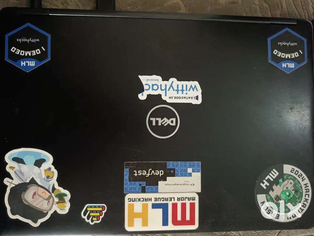 Laptop_ DELL