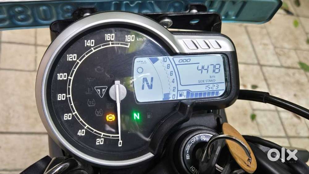 TRIUMPH SPEED T4 for SALE