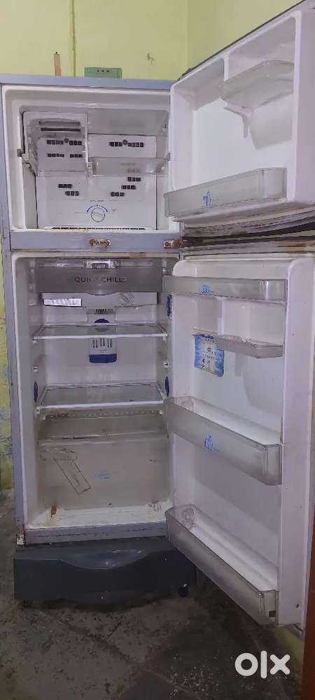 Whirlpool Double Door Refrigerator