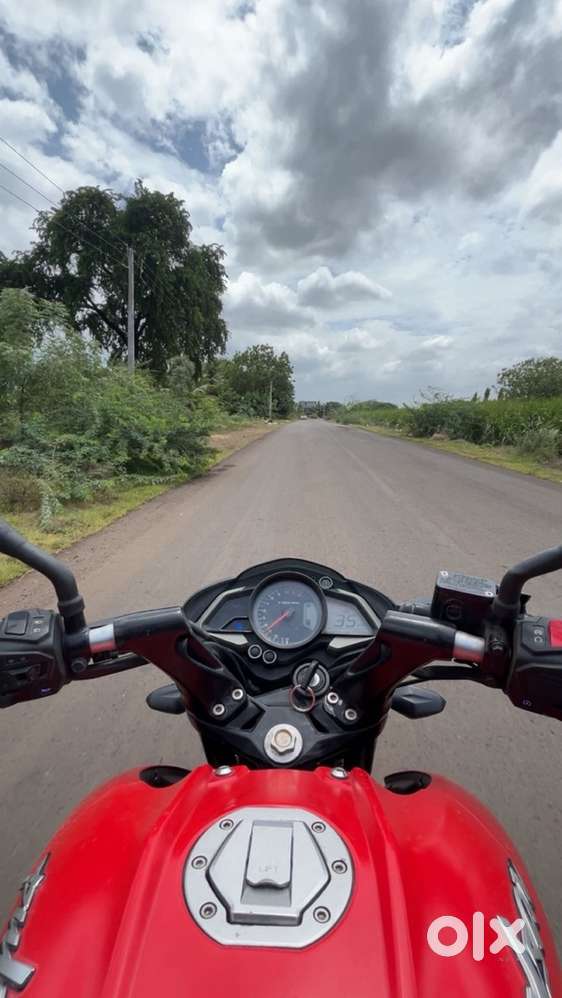 Matte red NS125 with mileage 50km/L