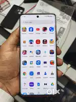 Urgent Sell Moto Edge 40 (8/256) red color