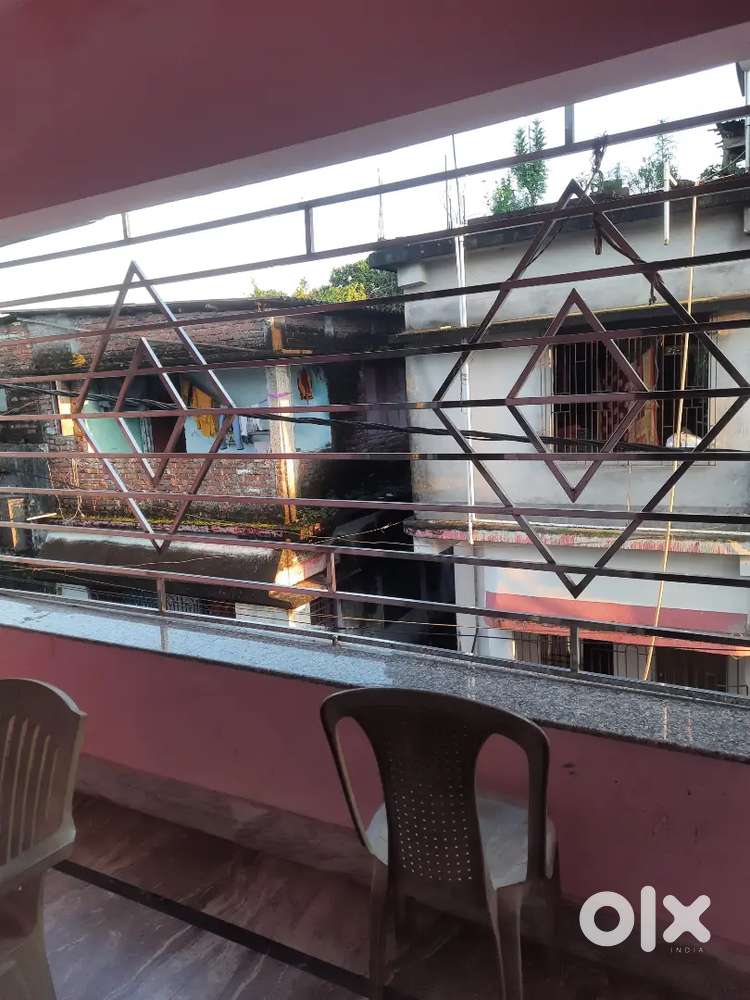 2 BEDROOMS 1 KITCHEN 1 BATHROOM AND BALCONY