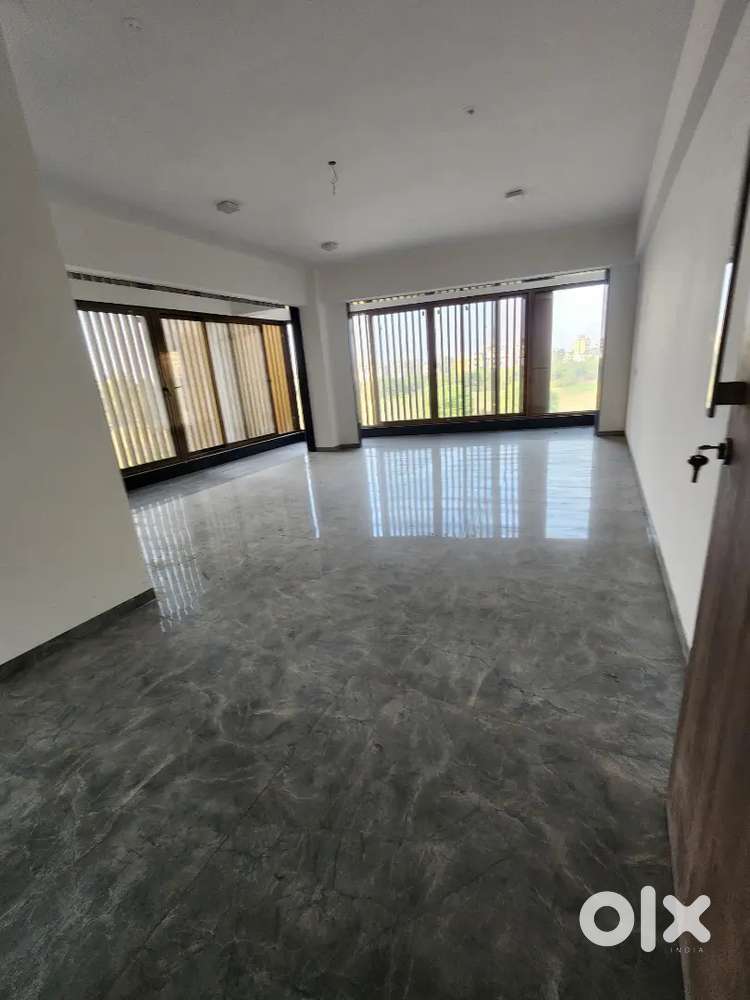 Commerical office Available City center Mall