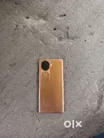 Vivo  v40e