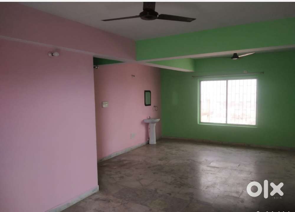 2 bhk flat at kantatoli near mangal tower