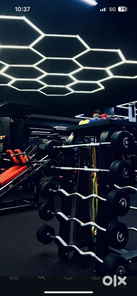 GYM RECEPTIONIST (female) Malayalam and english must