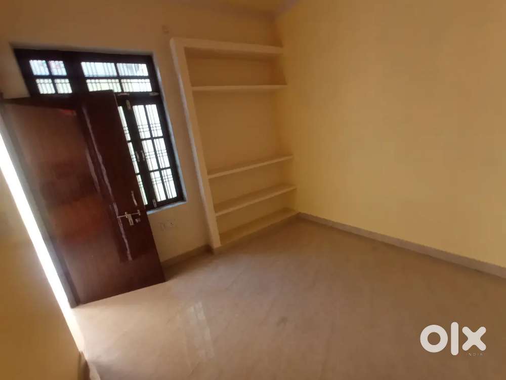 2BHK room set available small family and girls are preferred