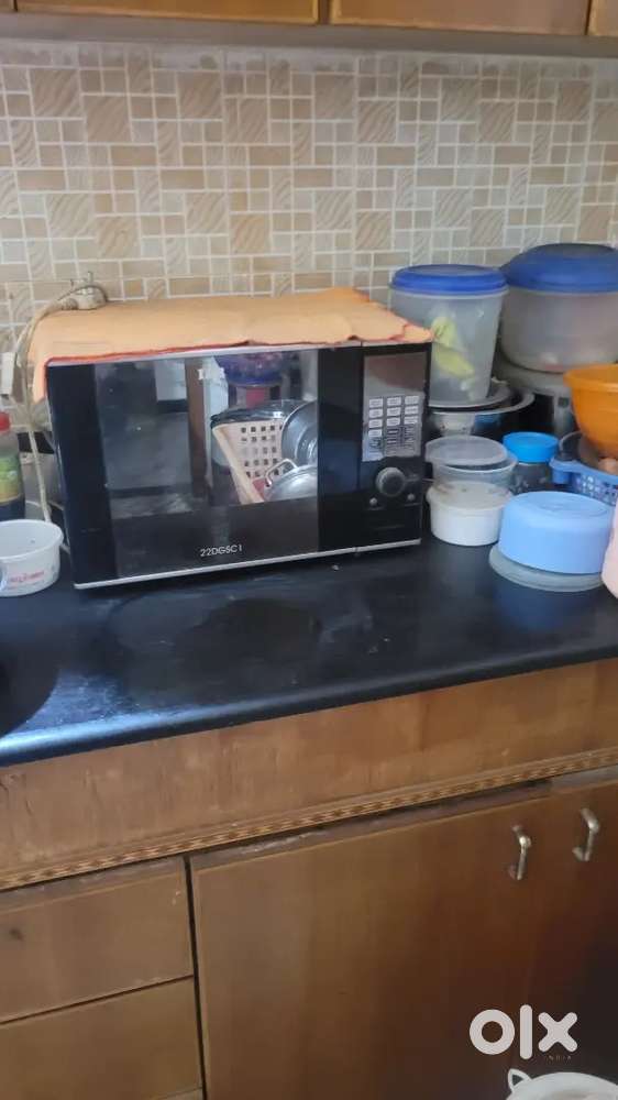IFB 20LTR SOLO MICROWAVE OVEN  NON-FUNCTIONAL