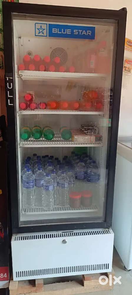Selling both fridge &  deep fridge.