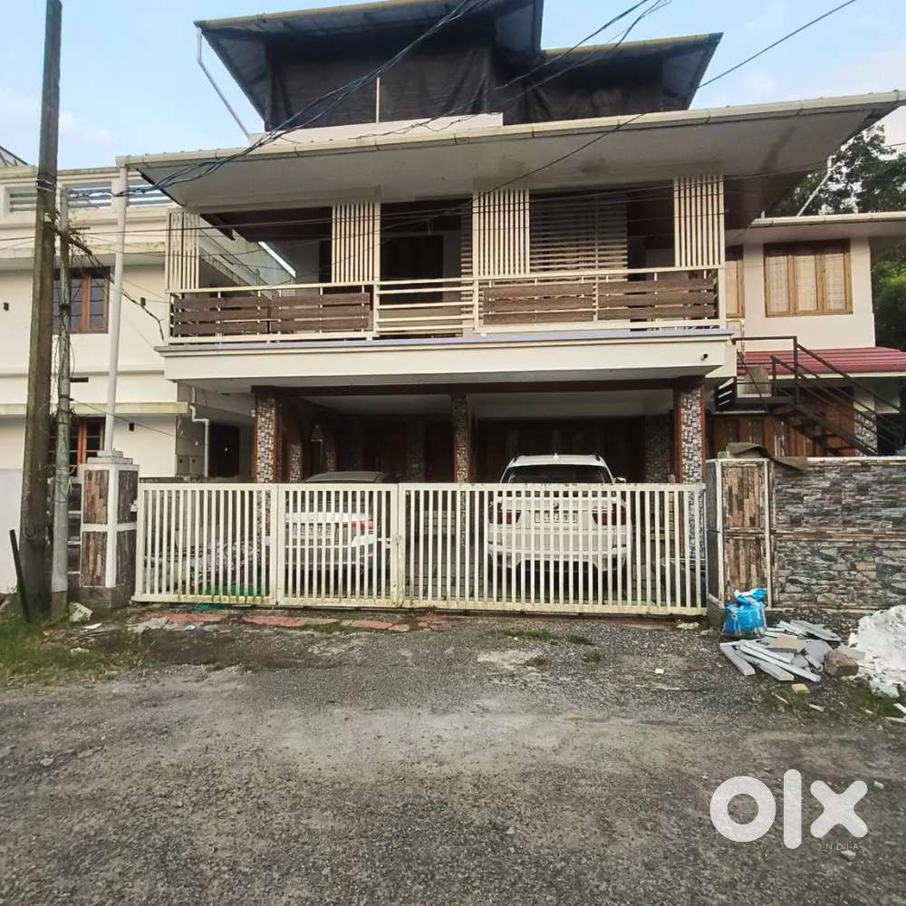 8 bhk attached house for rent