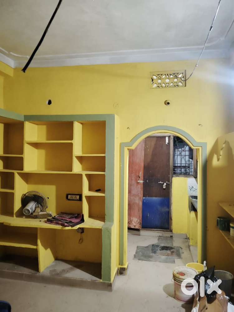 1 BHK For Rent for Family /Bachelor