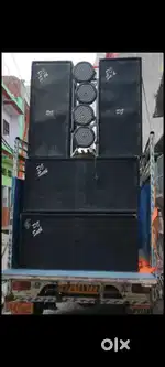 2 Bass 1200Watt  , 2 Top 1000Watt