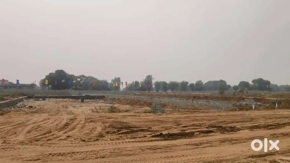 Ahimamau chaurahe se najdeek approved society Sultanpur road per