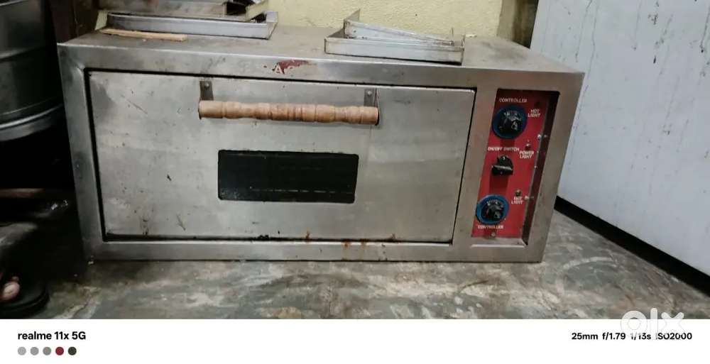 Commercial Big oven good condition