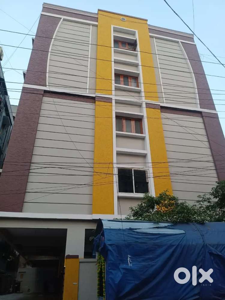1 bhk flat for sale with car parking
