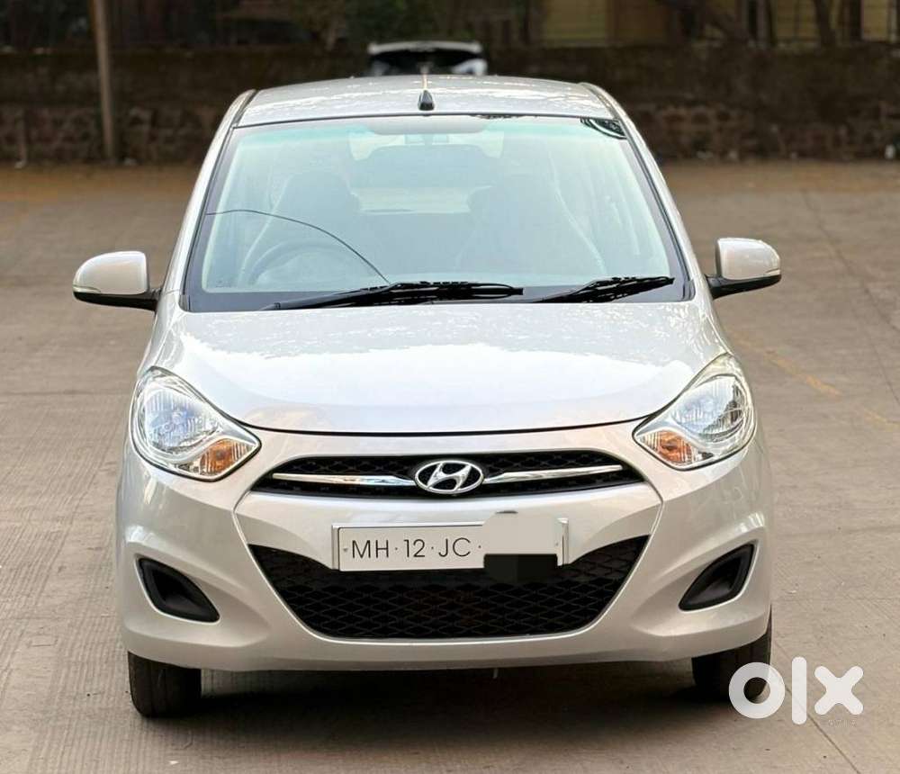 Hyundai i10 Sportz, 2012, Petrol