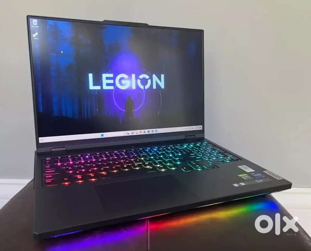 Lenovo Legion Pro 7 16IRX8H 16 (1TB SSD, Intel Core i9 13th Gen