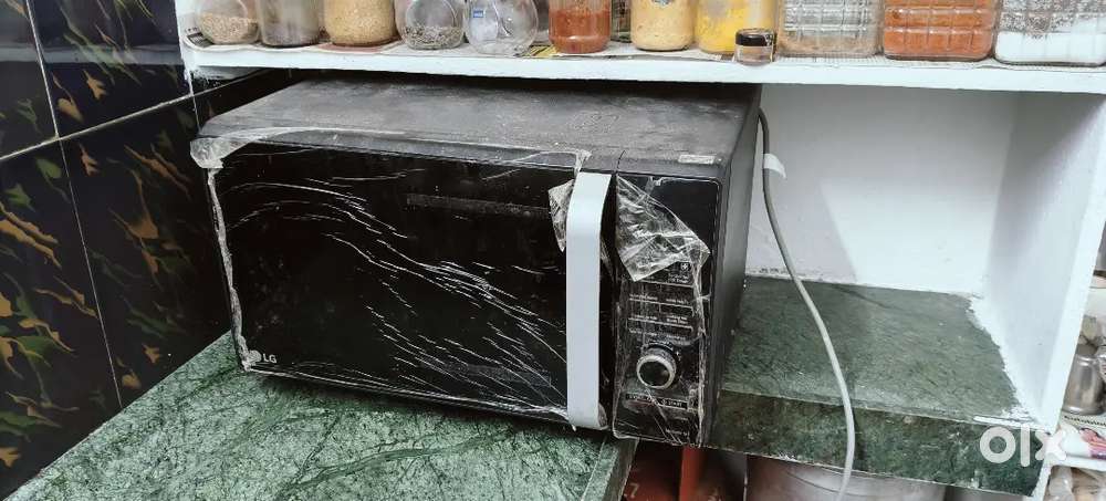 Microwave oven