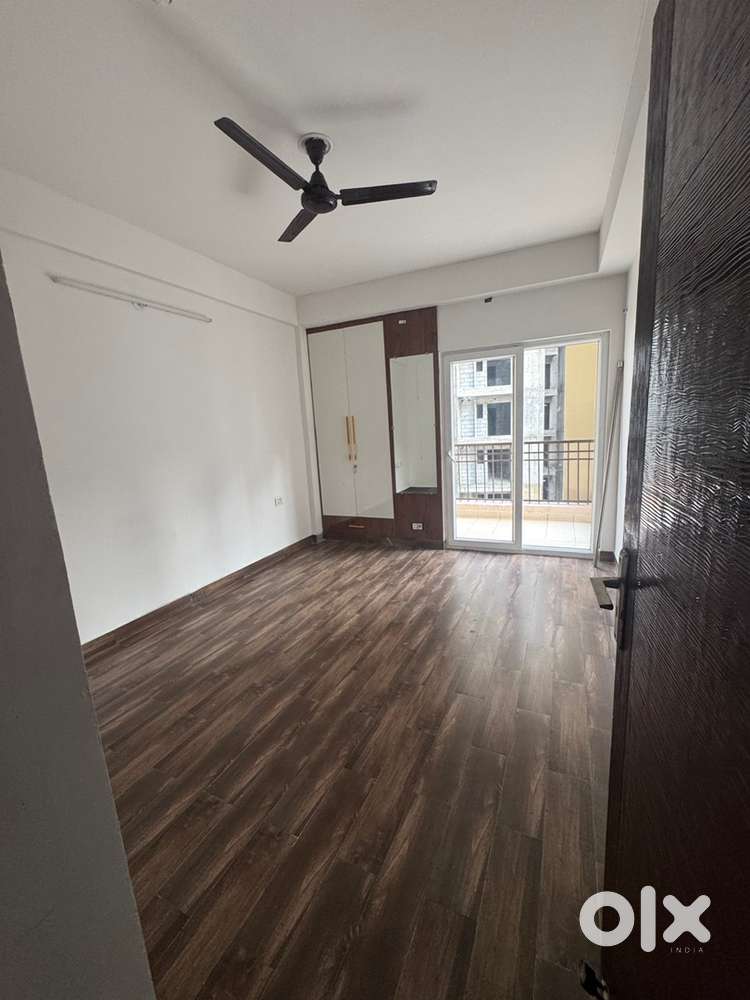 2Bhk semi furnished flat for rent only for family.