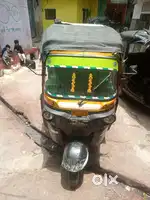 Bajaj Maxima Xwide