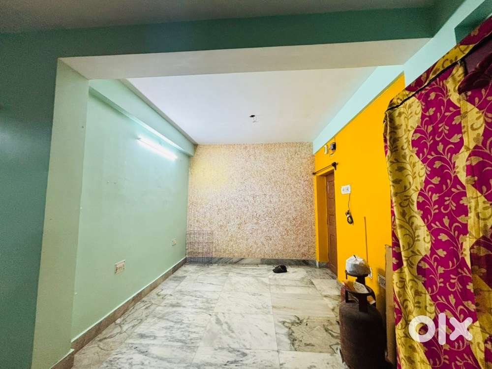 For college students boy / girl . Location in front of Future college