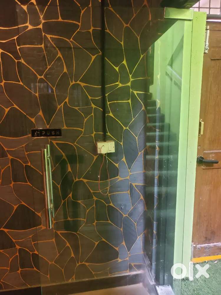 Glass doors for office