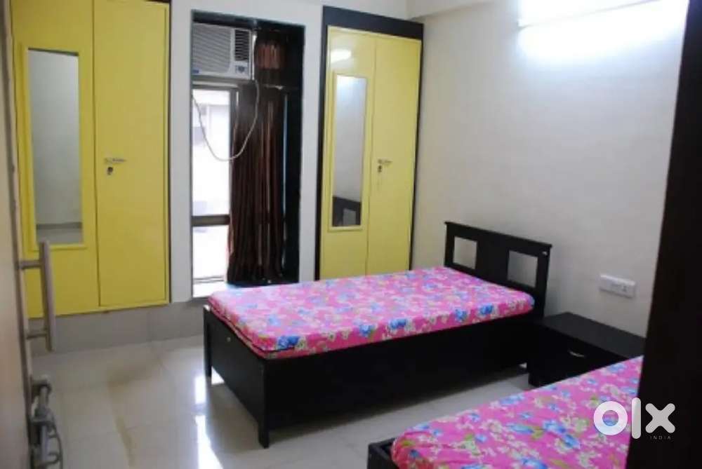 For Boys PG sharing Rooms on rent in Uttam Nagar nr by Metro