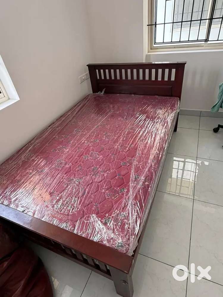 Single Cot and Mattress