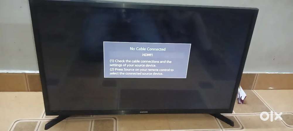 Best running condition Samsung 32 inch LED TV smart nahi