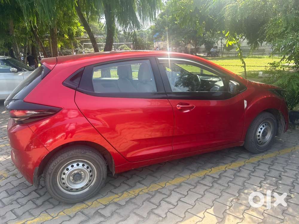 Tata Altroz 2022 Petrol 40000 Km Driven