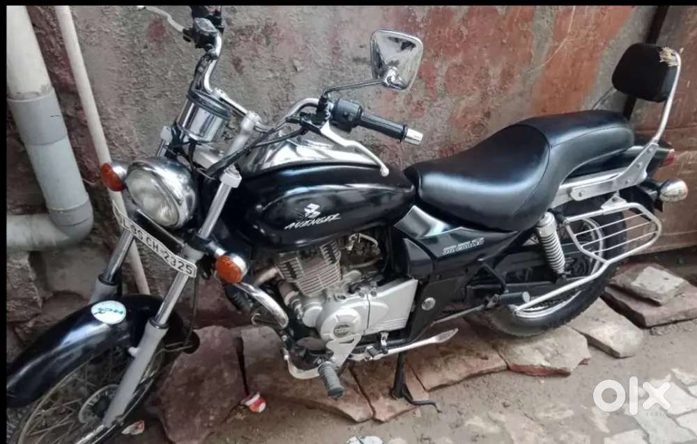 Bajaj Evenger ( 2014 )