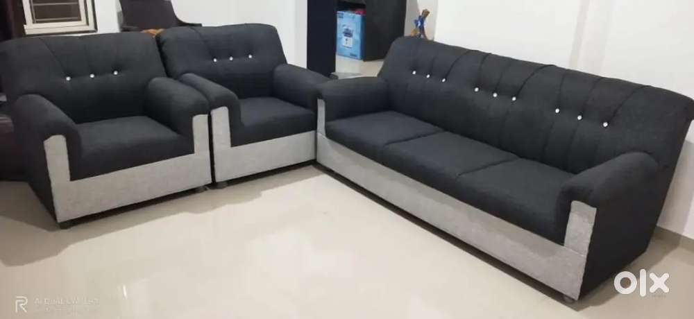 Good quality sofa set 5 seater
