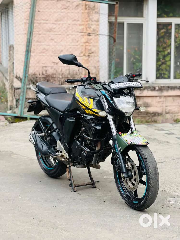 Yamaha fzs v2 good condition