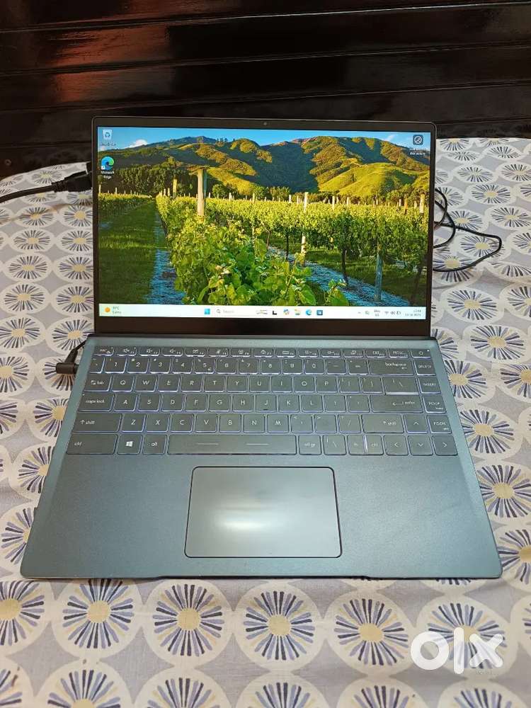 MSI Modern 14 i3 10th gen 8/256