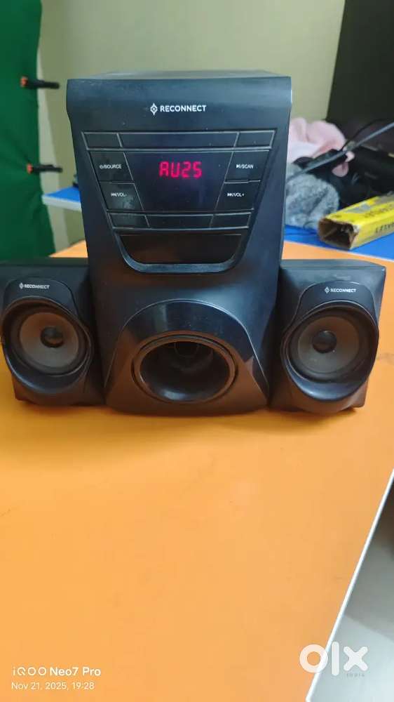 RECONNECT and MIVI BLUETOOTH Speaker 2.1