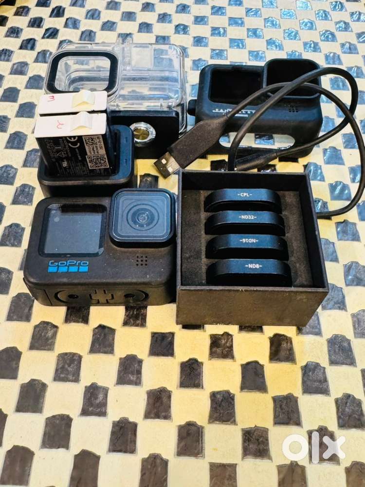 GOPRO HERO 11 WITH COMBO