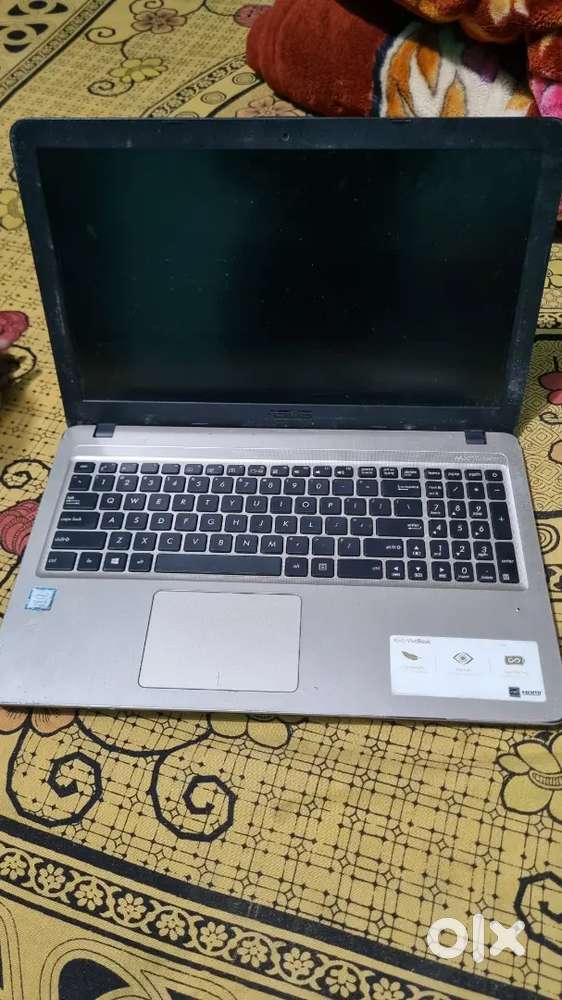 Asus laptop i5