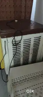 Champion cooler with stand